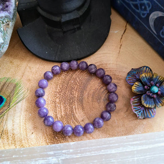 Lepidolite Crystal Bracelet: A Natural Stress Reliever for Everyday Life