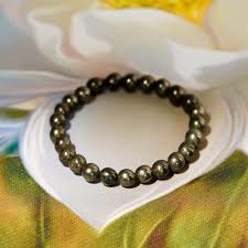 How to Choose the Right Healing Crystals: A Guide to Pyrite and Its Benefits